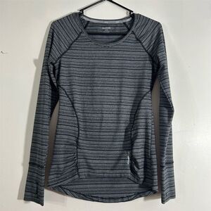 Reebok‎ Women's Gray Striped Long Sleeve Athletic Shirt Size S